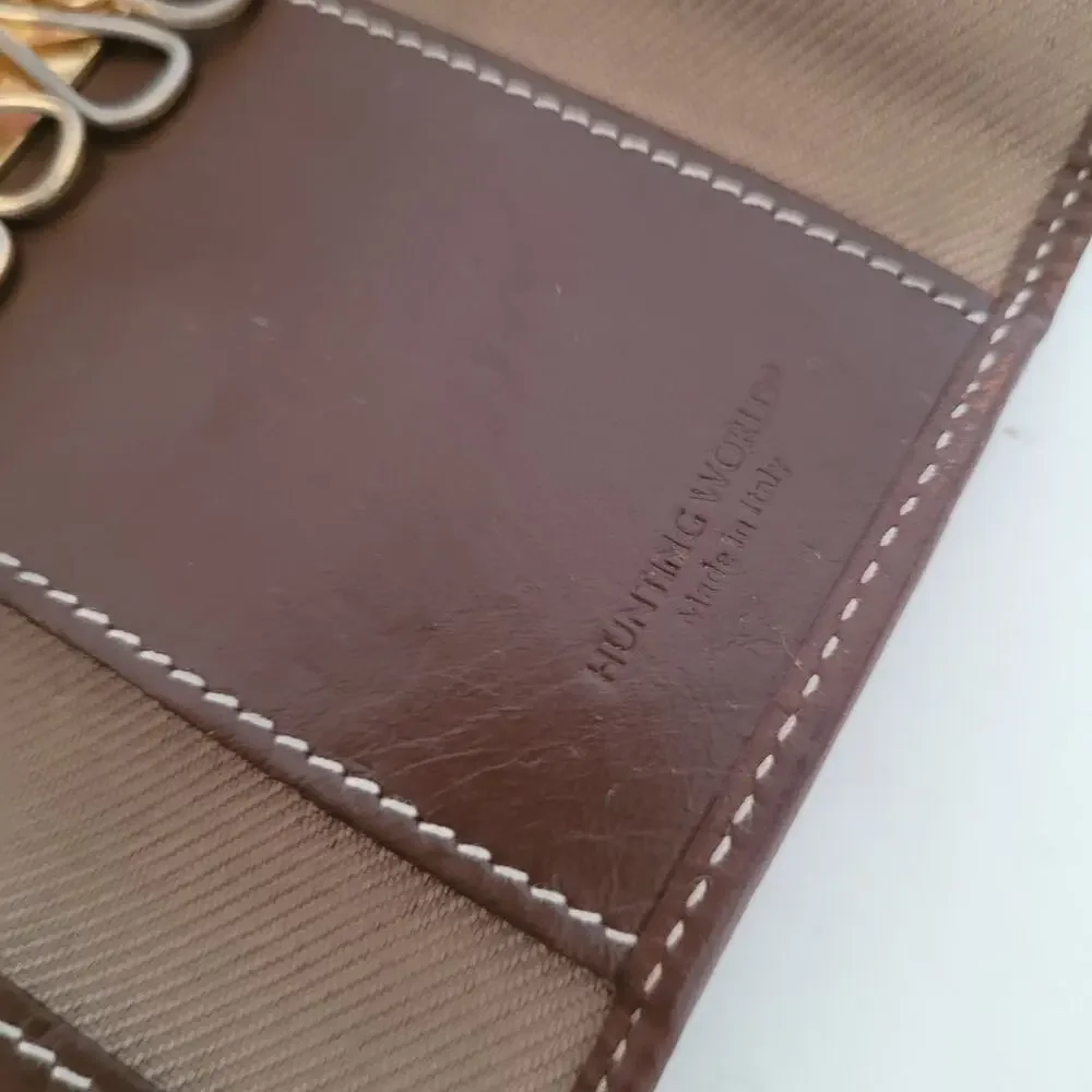 Hunting World Key‎ Case Hooks Holder Wallet Logo Brown Trifold Desig Italian